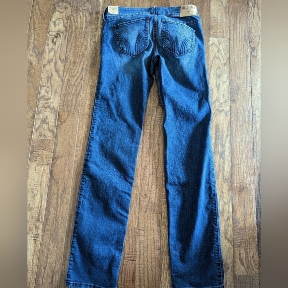 Hollister High-Rise Dark Wash Skinny Jeans Size W26 L32 - Picture 11 of 13